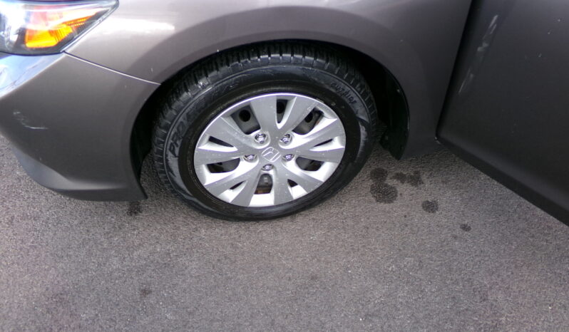 2012 HONDA CIVIC – LOW MILES full