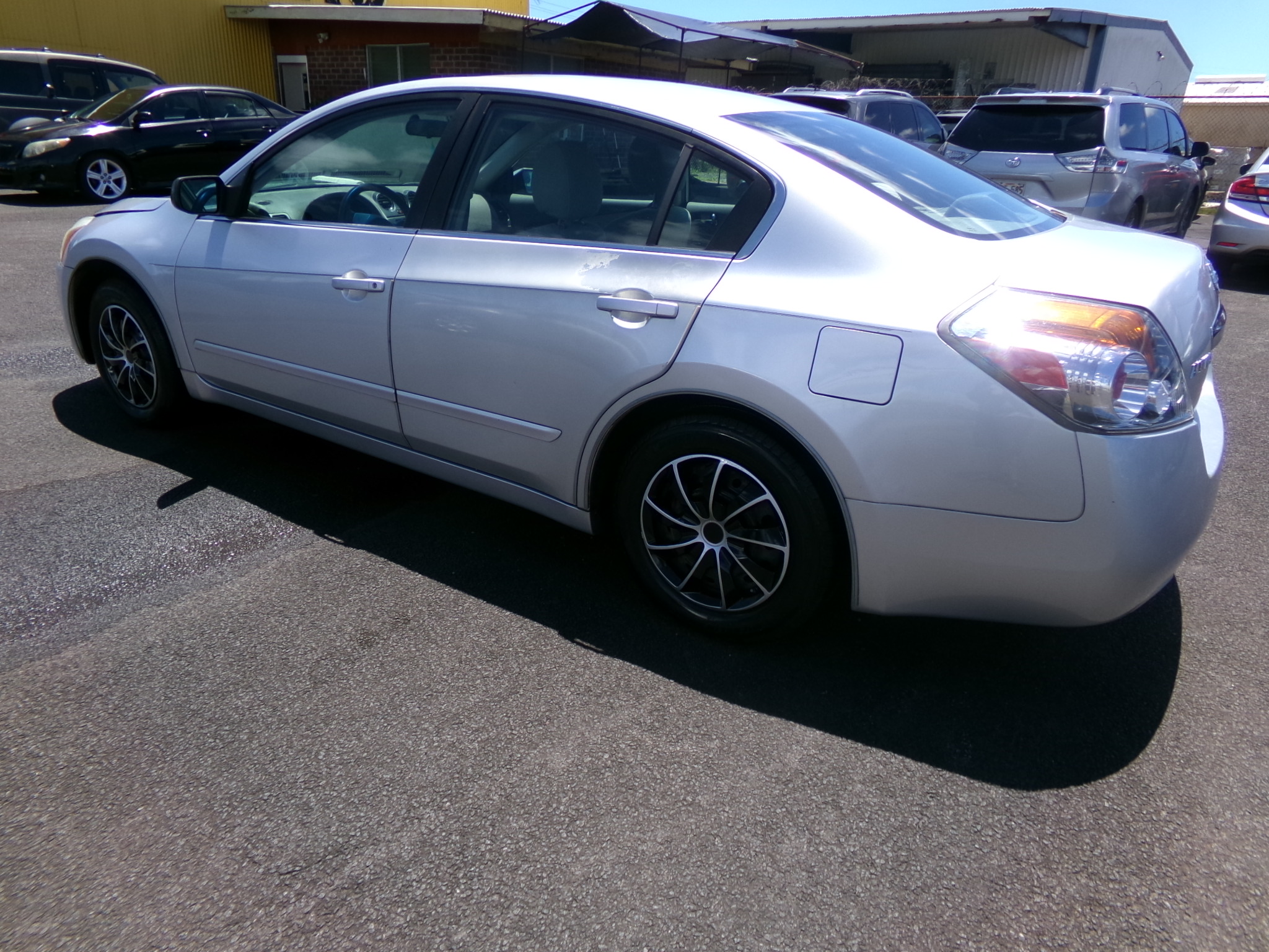 2010 Nissan Altima - Photo 9