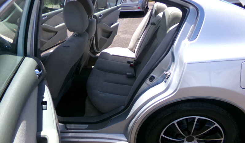2010 Nissan Altima - Photo 16