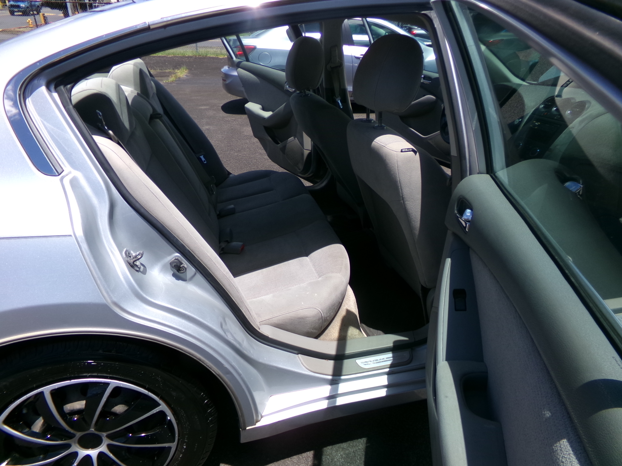 2010 Nissan Altima - Photo 19