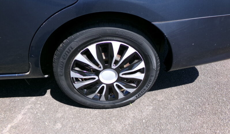 2015 NISSAN VERSA full