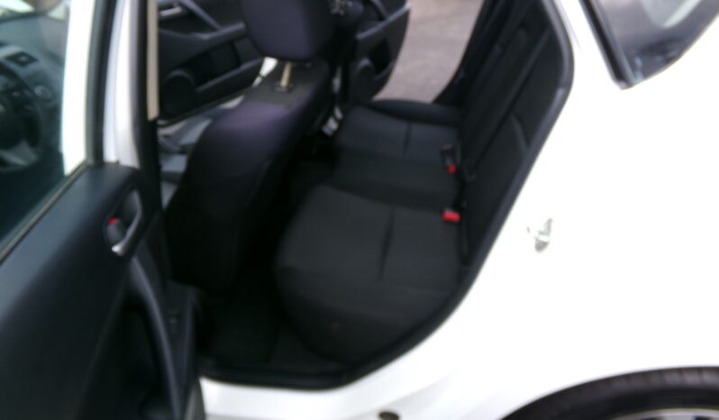 2012 Mazda MAZDA3 i Touring - Photo 16