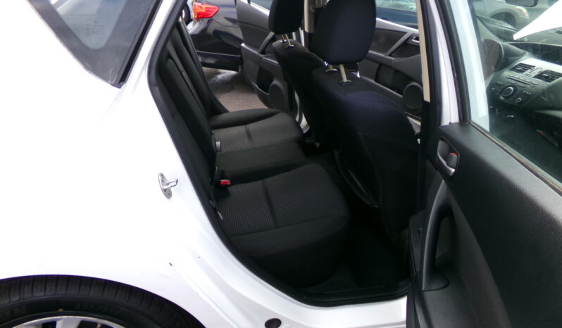 2012 Mazda MAZDA3 i Touring - Photo 20