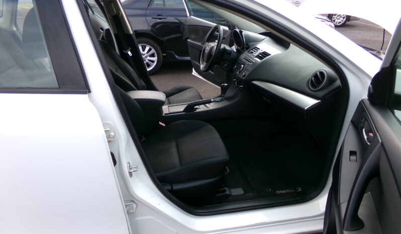 2012 Mazda MAZDA3 i Touring - Photo 22