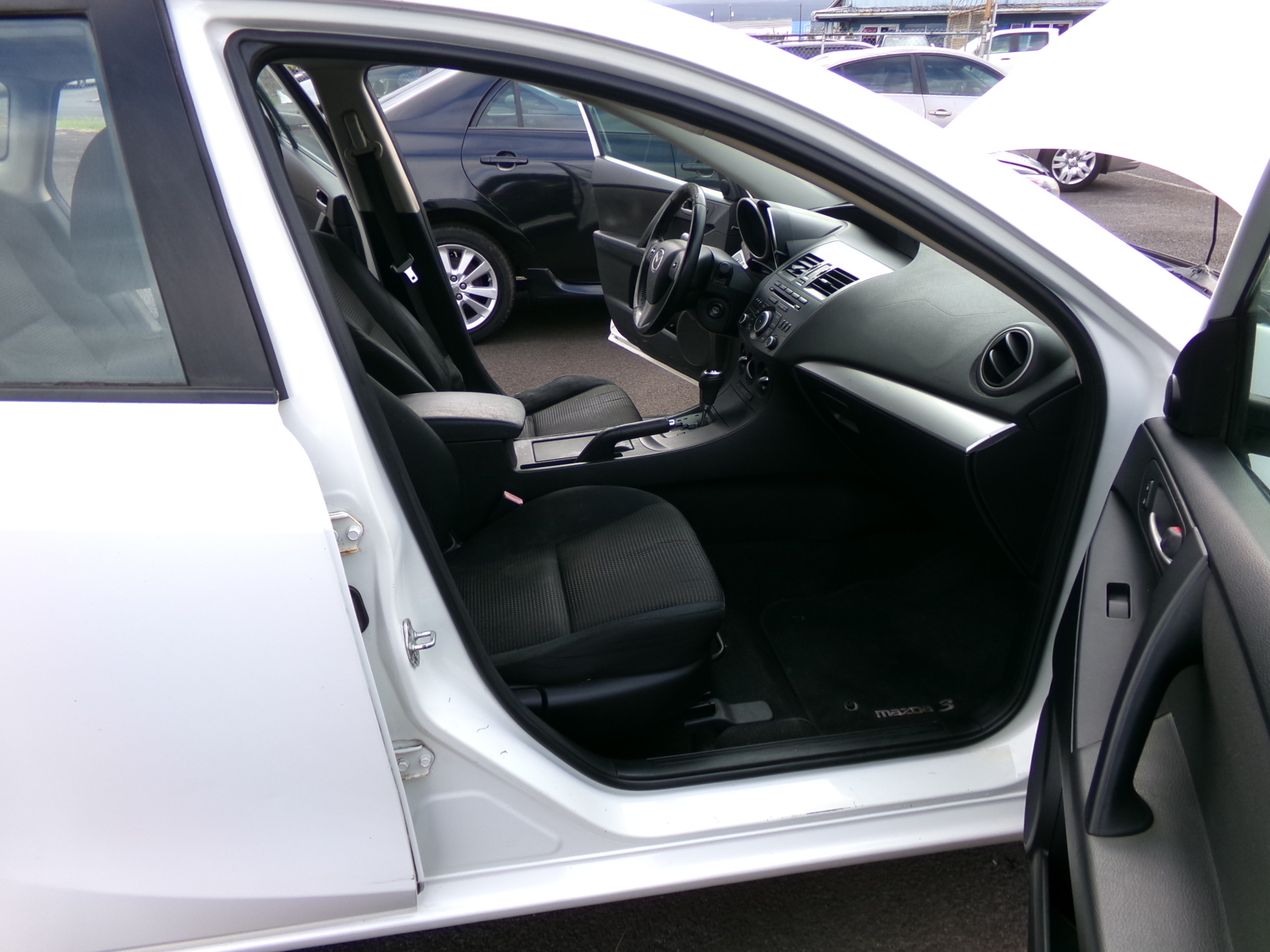 2012 Mazda MAZDA3 i Touring - Photo 21